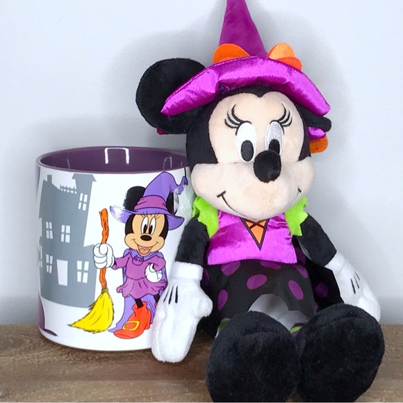 NWT DISNEY Minnie Witch plush with mug - Picture 2 of 5